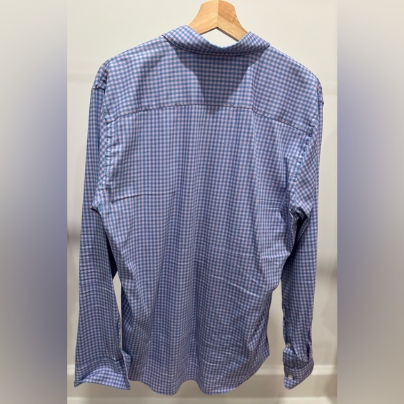 Faherty Brand Movement Button Down - Picture 2 of 2